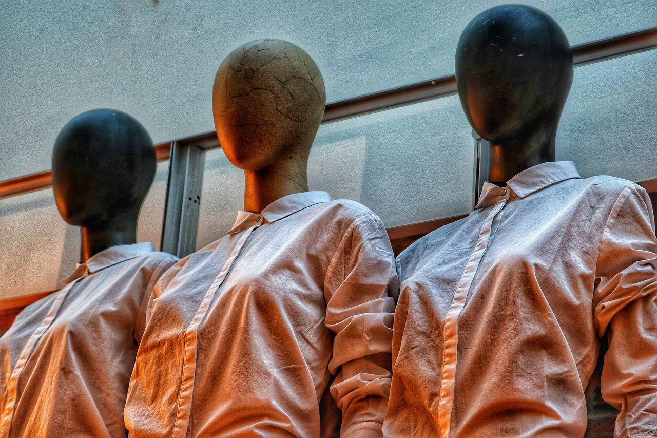 Why “Faceless” Is the Future of the Internet